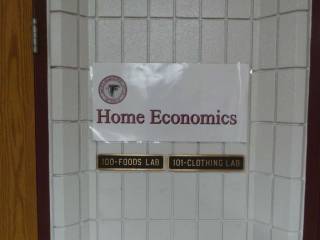 Marion M. Graham Collegiate - Saskatoon